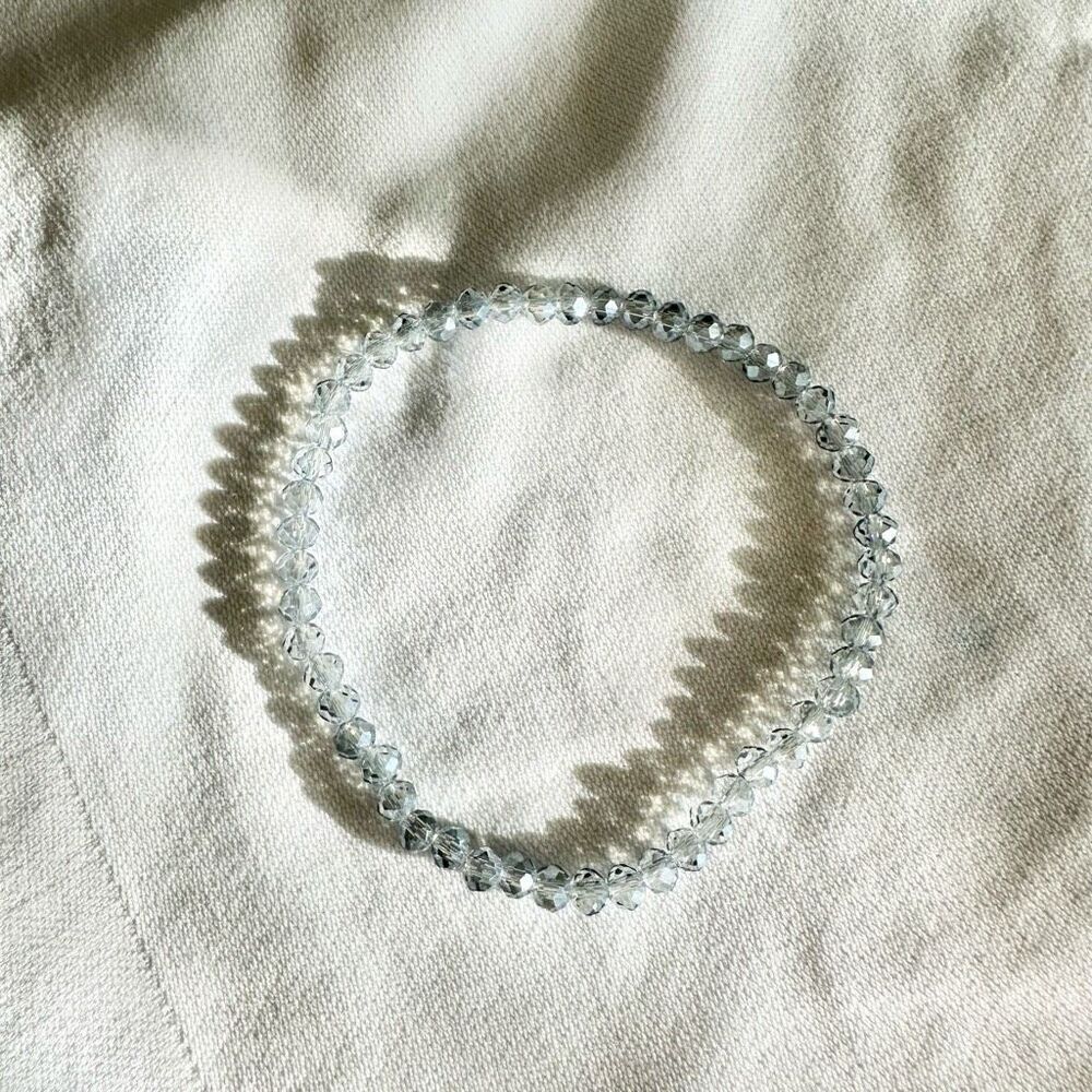 Silver sparkly beaded stretch bracelet